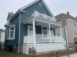 15 Valentine St, New Bedford, MA 02744