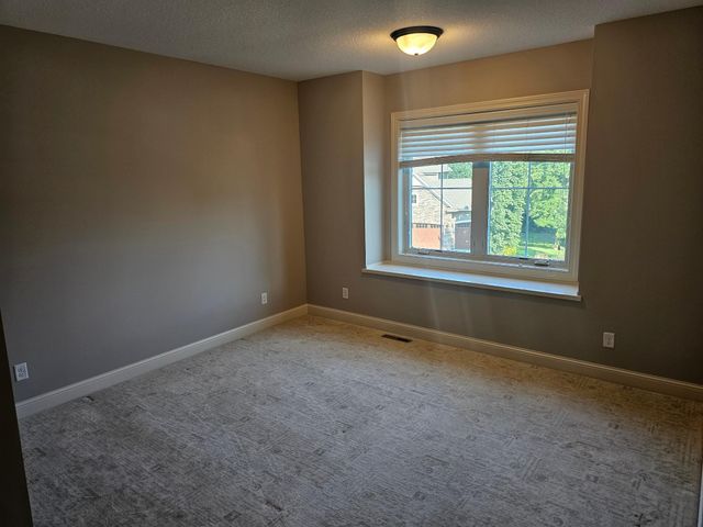 5450 Archer Lane N, Plymouth, MN 55446