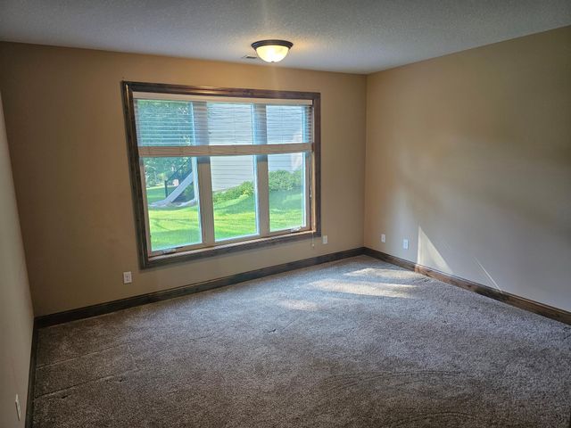 5450 Archer Lane N, Plymouth, MN 55446