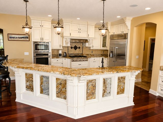 5450 Archer Lane N, Plymouth, MN 55446
