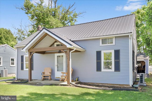910 E EVERGREEN RD, Lebanon, PA 17042