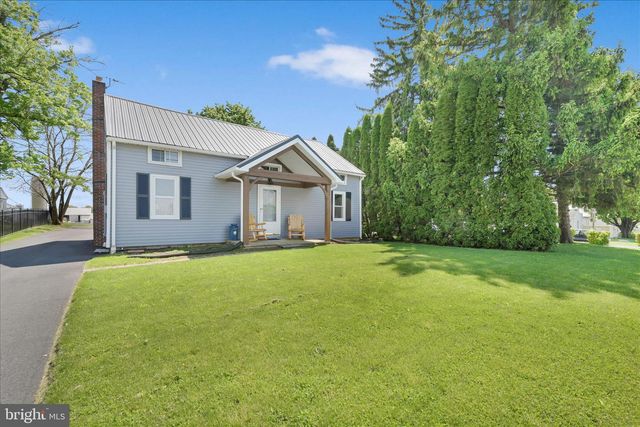 910 E EVERGREEN RD, Lebanon, PA 17042