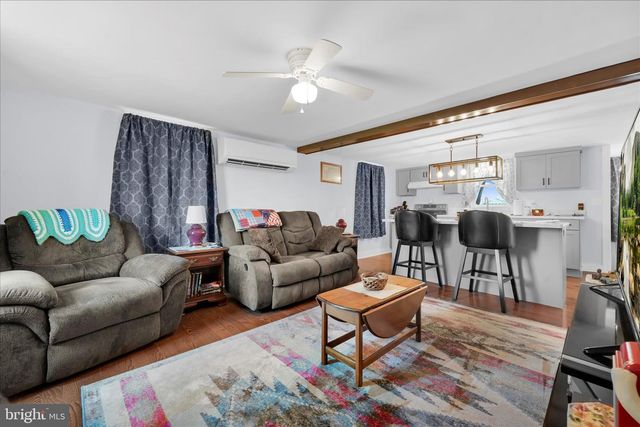 910 E EVERGREEN RD, Lebanon, PA 17042