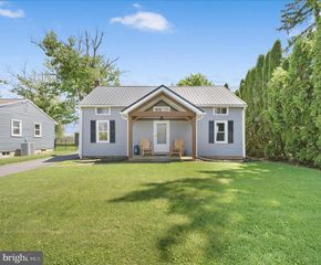 910 E EVERGREEN RD, Lebanon, PA 17042