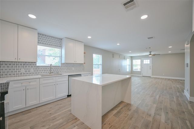 13617 Coomer PATH, Pflugerville, TX 78660