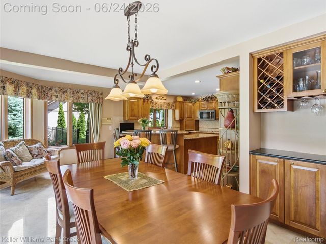 14863 Towering Oaks Drive, Shelby Charter Township, MI 48315