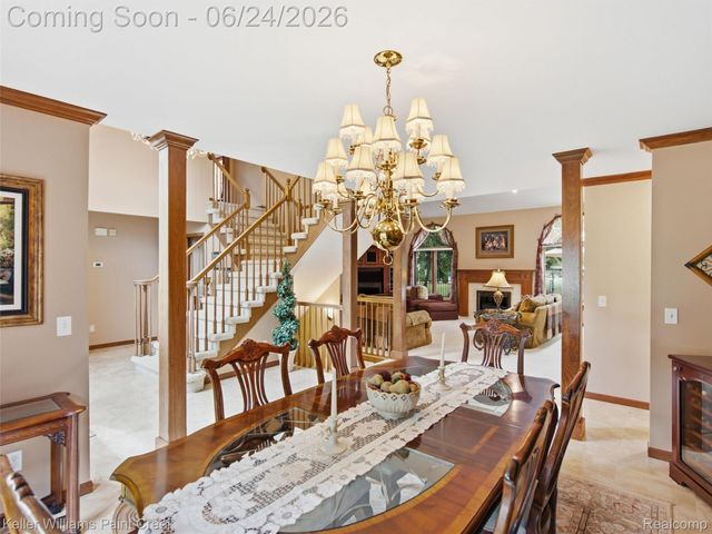 14863 Towering Oaks Drive, Shelby Charter Township, MI 48315
