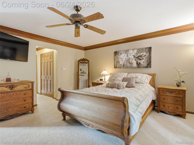 14863 Towering Oaks Drive, Shelby Charter Township, MI 48315