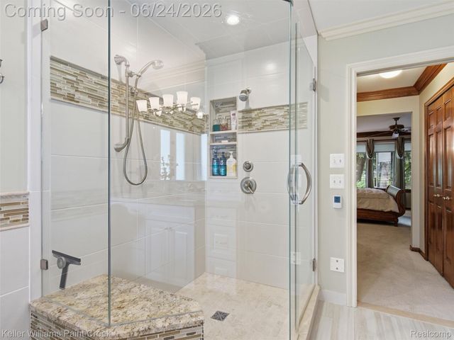 14863 Towering Oaks Drive, Shelby Charter Township, MI 48315