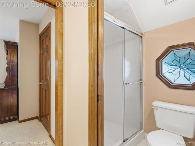 14863 Towering Oaks Drive, Shelby Charter Township, MI 48315