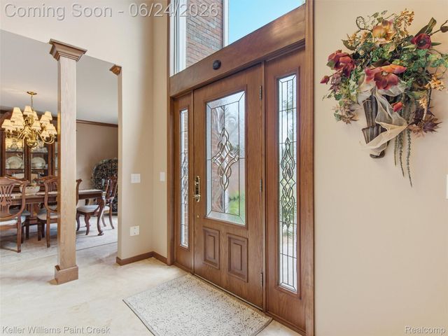 14863 Towering Oaks Drive, Shelby Charter Township, MI 48315