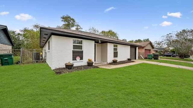 11330 Murr Way, Houston, TX 77048