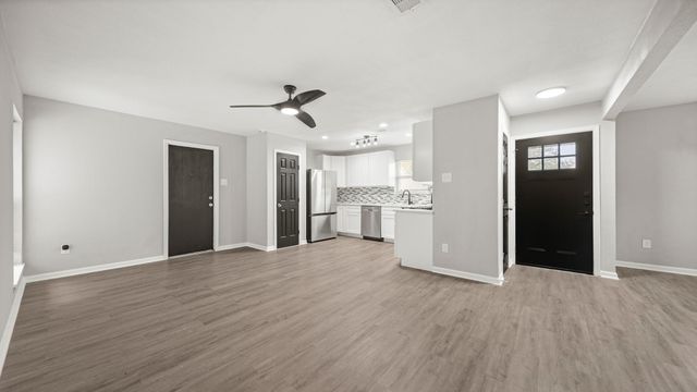 11330 Murr Way, Houston, TX 77048