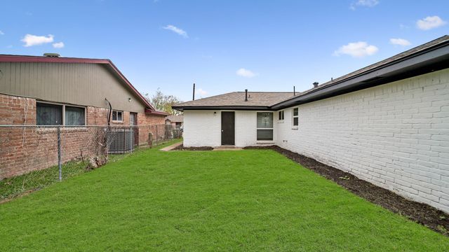 11330 Murr Way, Houston, TX 77048