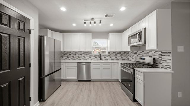 11330 Murr Way, Houston, TX 77048