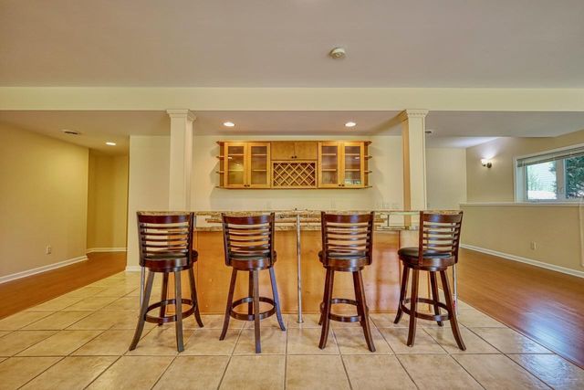 417 Skyview Drive, Waunakee, WI 53597