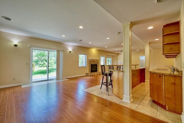 417 Skyview Drive, Waunakee, WI 53597