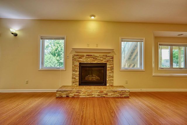 417 Skyview Drive, Waunakee, WI 53597