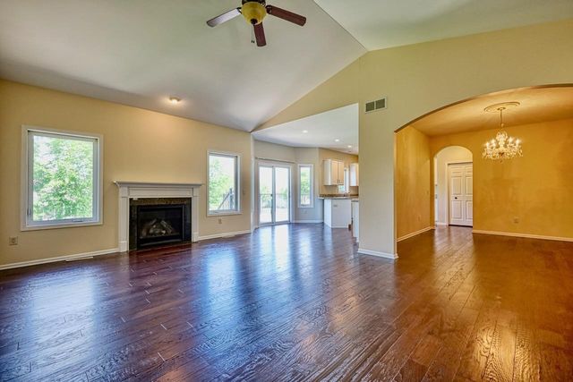 417 Skyview Drive, Waunakee, WI 53597