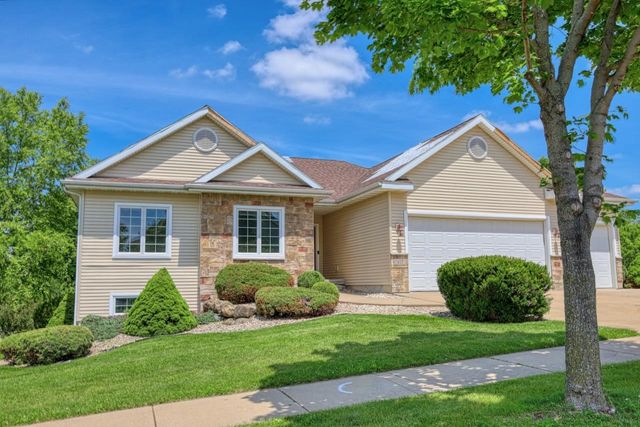 417 Skyview Drive, Waunakee, WI 53597