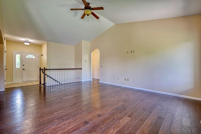 417 Skyview Drive, Waunakee, WI 53597