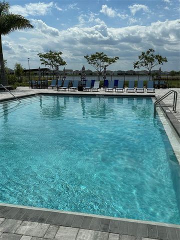 14827 MILFOIL AVENUE, Orlando, FL 32827