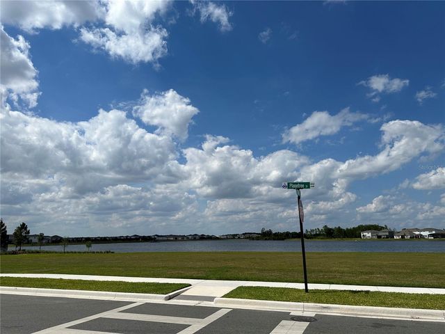 14827 MILFOIL AVENUE, Orlando, FL 32827