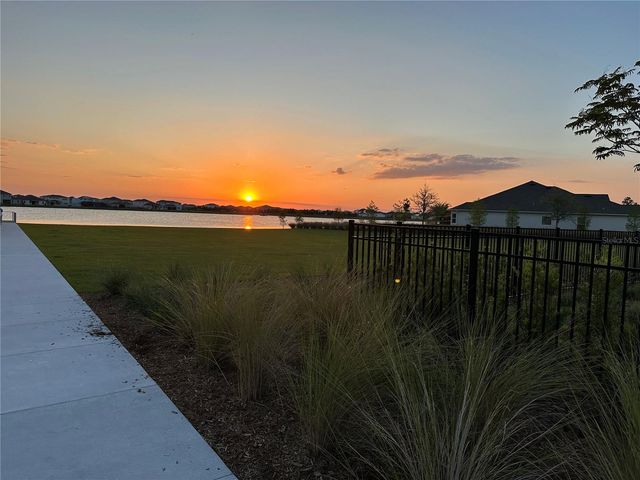 14827 MILFOIL AVENUE, Orlando, FL 32827