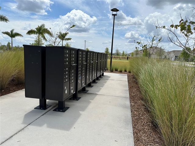 14827 MILFOIL AVENUE, Orlando, FL 32827