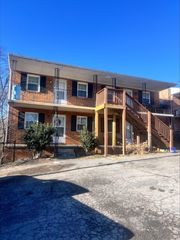 2114 Carvin ST, Roanoke, VA 24012