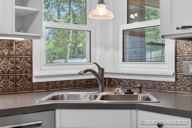 3054 Thorncrest Drive, Grand Rapids, MI 49546