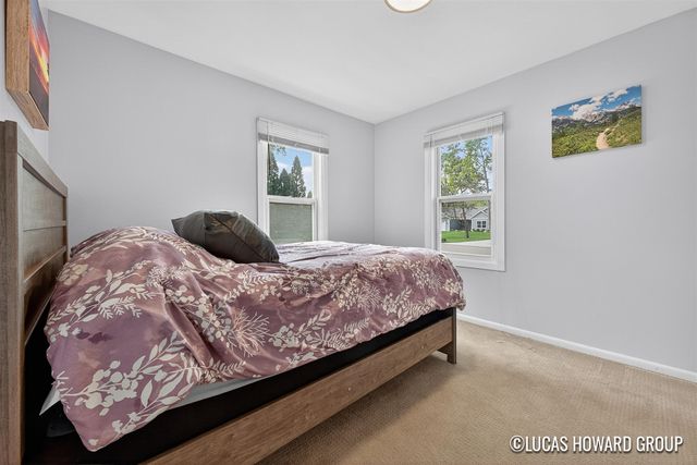 3054 Thorncrest Drive, Grand Rapids, MI 49546