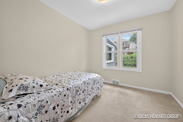 3054 Thorncrest Drive, Grand Rapids, MI 49546