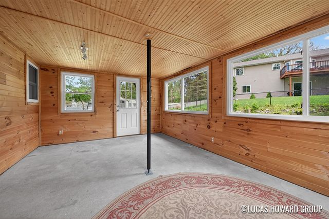 3054 Thorncrest Drive, Grand Rapids, MI 49546