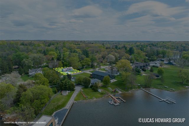 3054 Thorncrest Drive, Grand Rapids, MI 49546