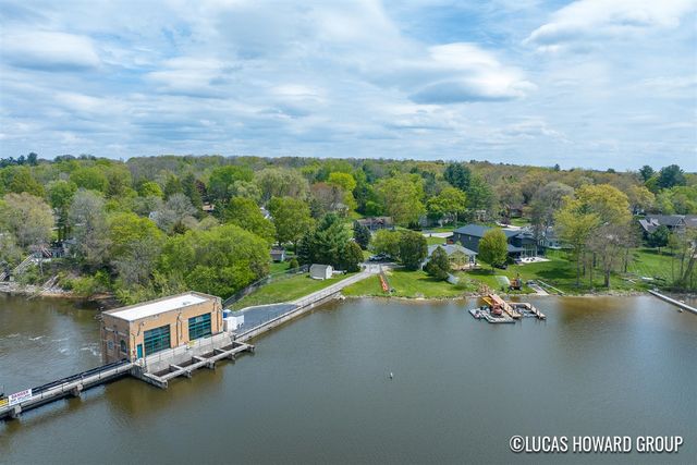 3054 Thorncrest Drive, Grand Rapids, MI 49546