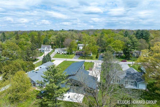 3054 Thorncrest Drive, Grand Rapids, MI 49546