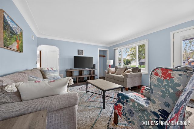 3054 Thorncrest Drive, Grand Rapids, MI 49546