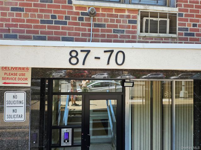 87-70 173 Street 4D, Jamaica, NY 11432