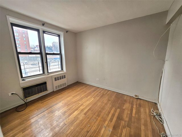 87-70 173 Street 4D, Jamaica, NY 11432