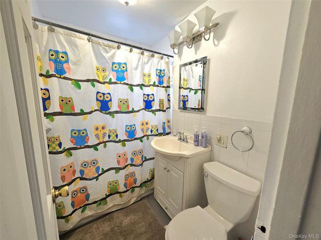 87-70 173 Street 4D, Jamaica, NY 11432