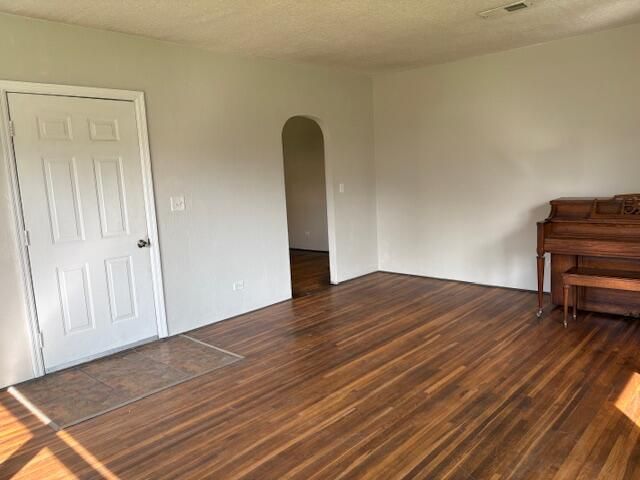 202 Magnolia Avenue, Jasper, TN 37347