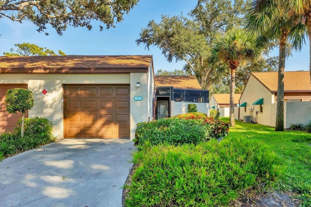 2911 PARK LAKE DRIVE, Bradenton, FL 34209