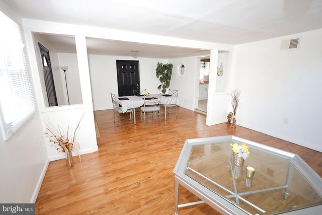 1278 W OAK RD, Vineland, NJ 08360