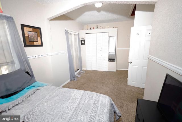 1278 W OAK RD, Vineland, NJ 08360