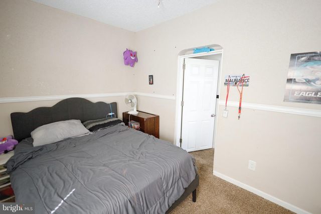 1278 W OAK RD, Vineland, NJ 08360