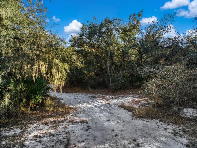 5617 LONGBOW DRIVE, Sebring, FL 33876