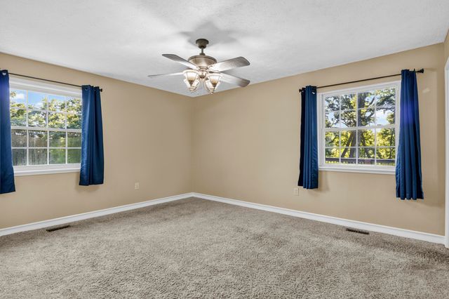 47 Woodbriar Court, Nicholasville, KY 40356