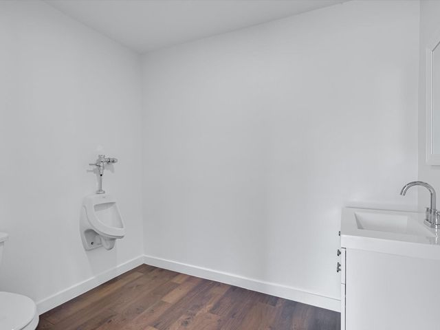 900 W 2ND ST, Taylor, TX 76574