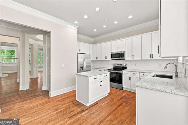 1017 Emory Parc Place, Decatur, GA 30033